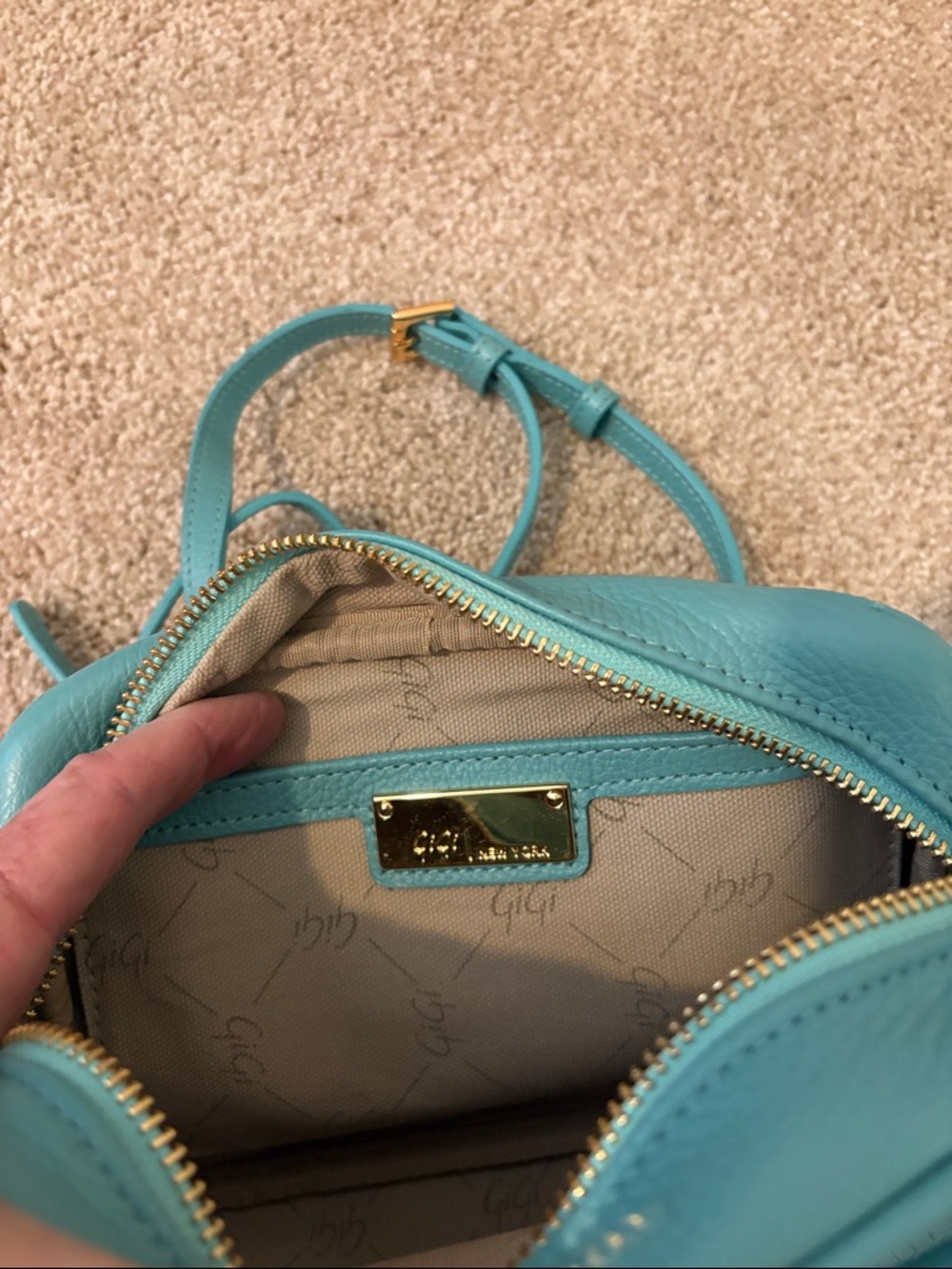Textured Turquoise Crossbody Bag with Tassel Accent - Picture 3 of 7